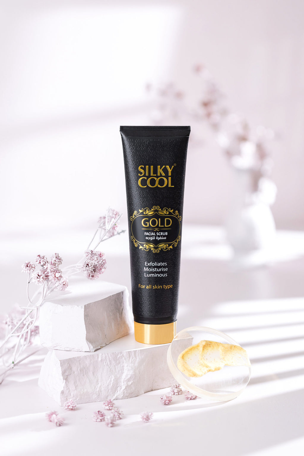 Silky Cool Gold Facial Scrub 140ml