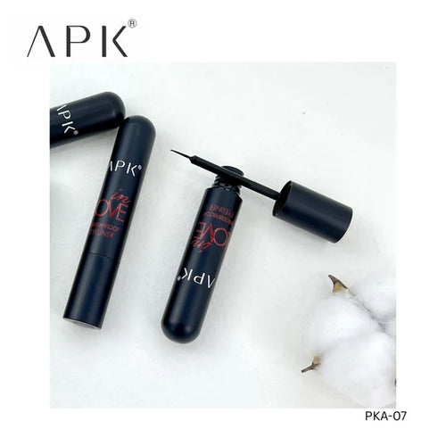 APK IN LOVE BLACK MAGIC LIQUID LINER