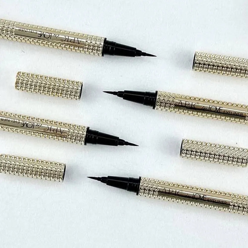 APK In Love Star Eyeliner Intense Black – 1.5ml