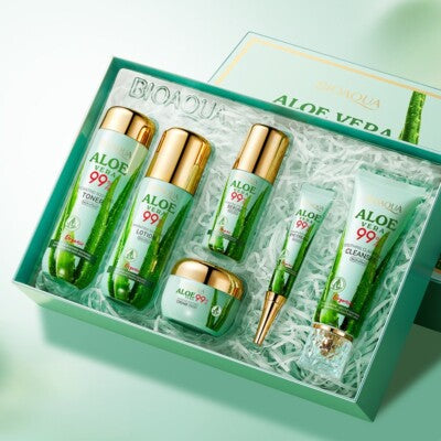 BIOAQUA ALOEVERA MOISTURISING KIT